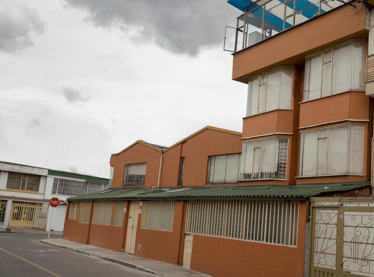 Deportel Bogota Exterior photo